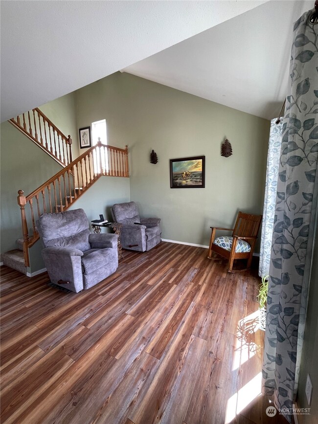 51781 Whispering Pines Loop E, Reardan, WA 99029 - photo 3