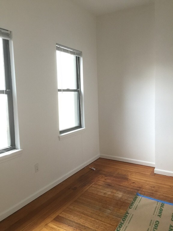 784 Main St unit 4, Cambridge, MA 02139 - photo 6