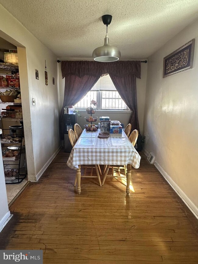 110 Ivy Ct, Upper Darby, PA 19082 - photo 7