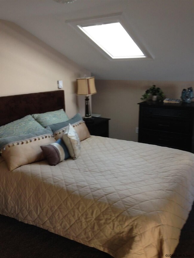 1 Franklin Square, Saratoga Springs, NY 12866 - photo 3