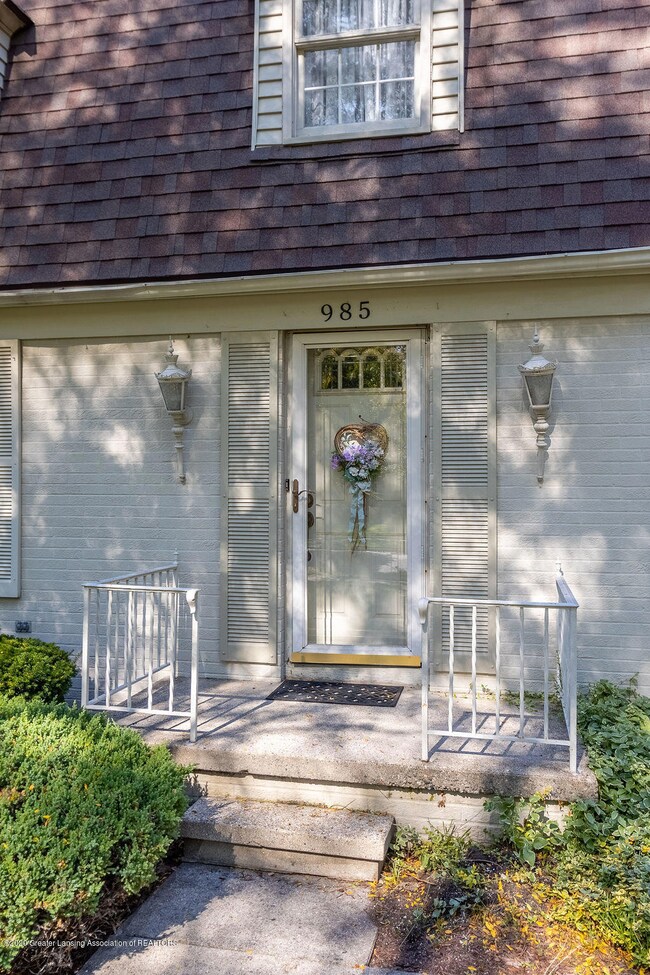 985 Northgate Dr, East Lansing, MI 48823 - photo 2
