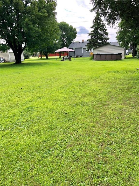 414 W South Ave, Chippewa Falls, WI 54729 - photo 2