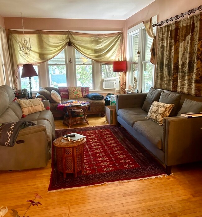 1113 Elgin Ave, Forest Park, IL 60130 - photo 3