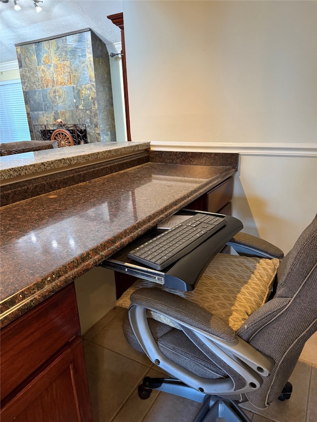 2902 Arrowhead Dr, Sugar Land, TX 77479 - photo 6