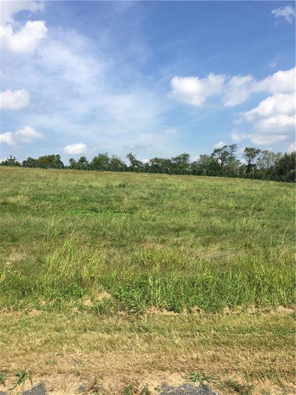 2360 Beacon Rd, Bath, PA 18014 - photo 3