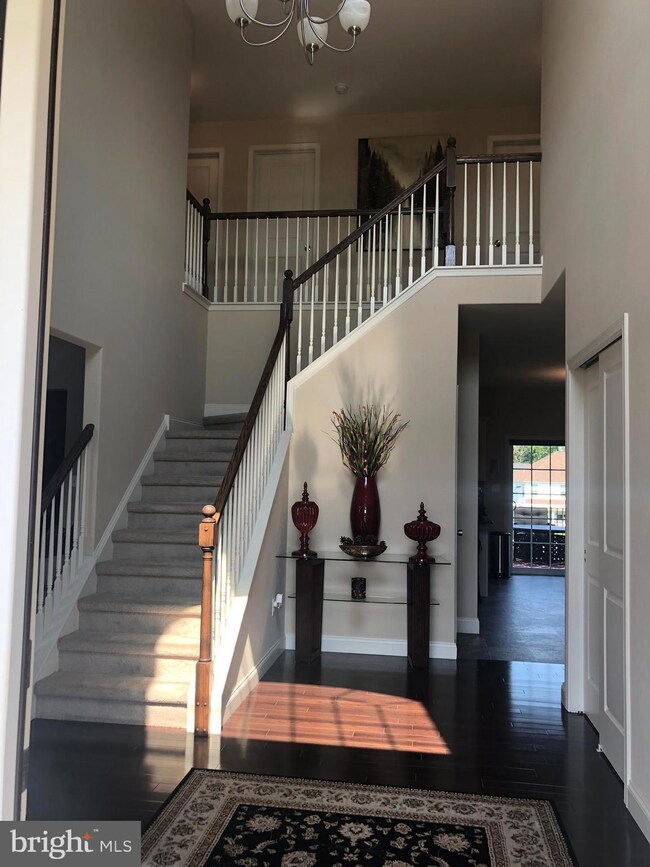 215 Pleasant View Dr, Douglassville, PA 19518 - photo 3