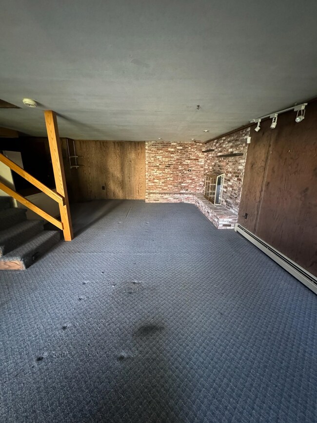 21 Savoie St, Bedford, NH 03110 - photo 6