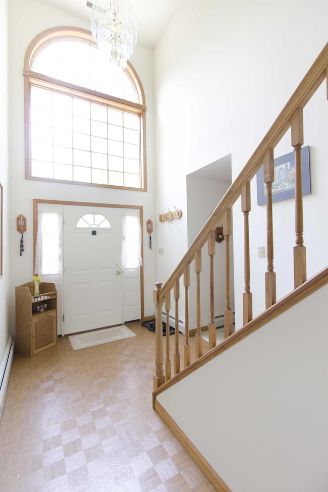 122 Gunstock Ln, Tafton, PA 18464 - photo 6