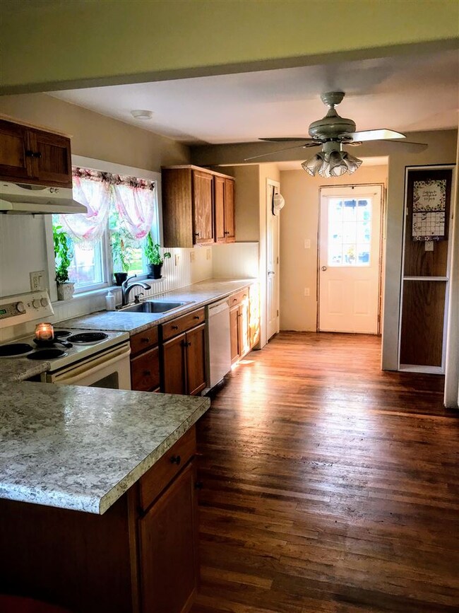 3 Ferson St, Nashua, NH 03060 - photo 6