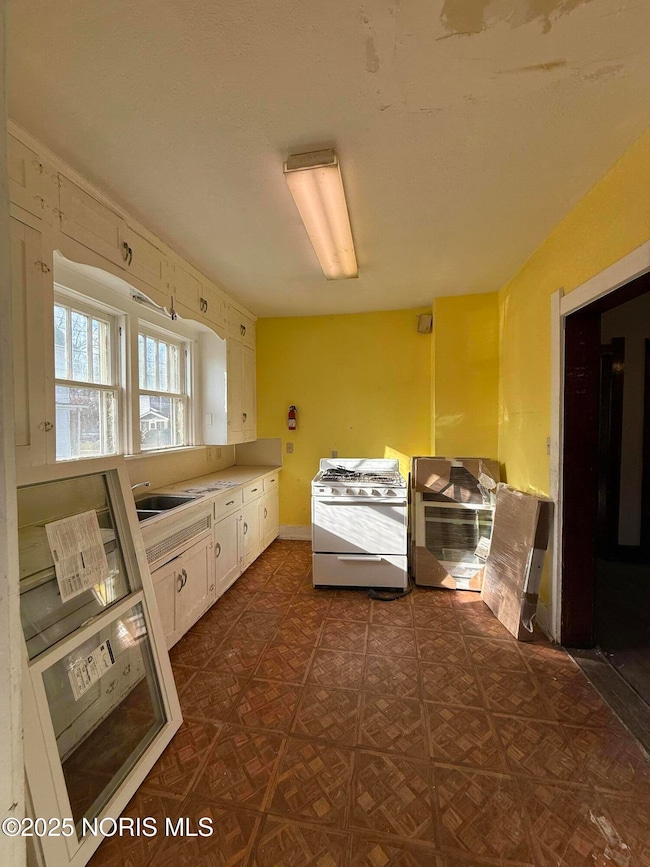 157 S Grove St, Bowling Green, OH 43402 - photo 7