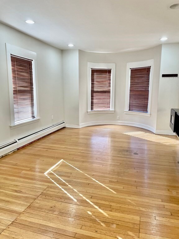 487 Chatham St, Lynn, MA 01902 - photo 3