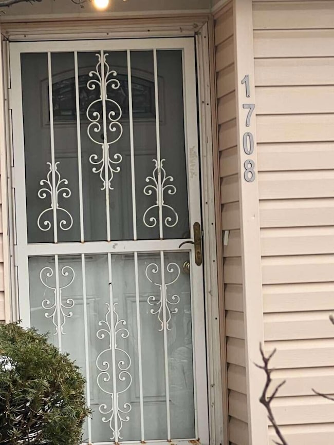 1706-1708 River Bend Rd, Columbus, OH 43223 - photo 3