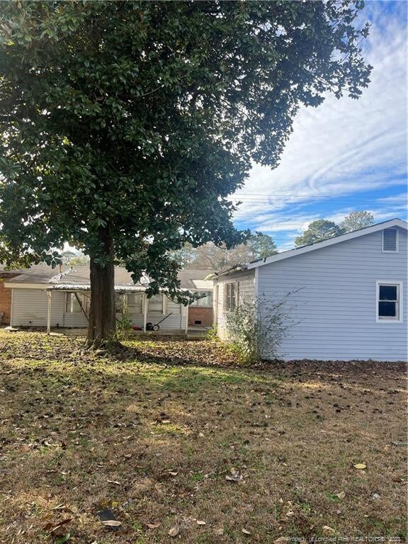 729 Glensford Dr, Fayetteville, NC 28314 - photo 2