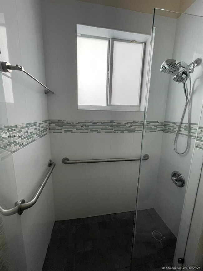 14031 SW 152nd Terrace unit 14031, Miami, FL 33177 - photo 6