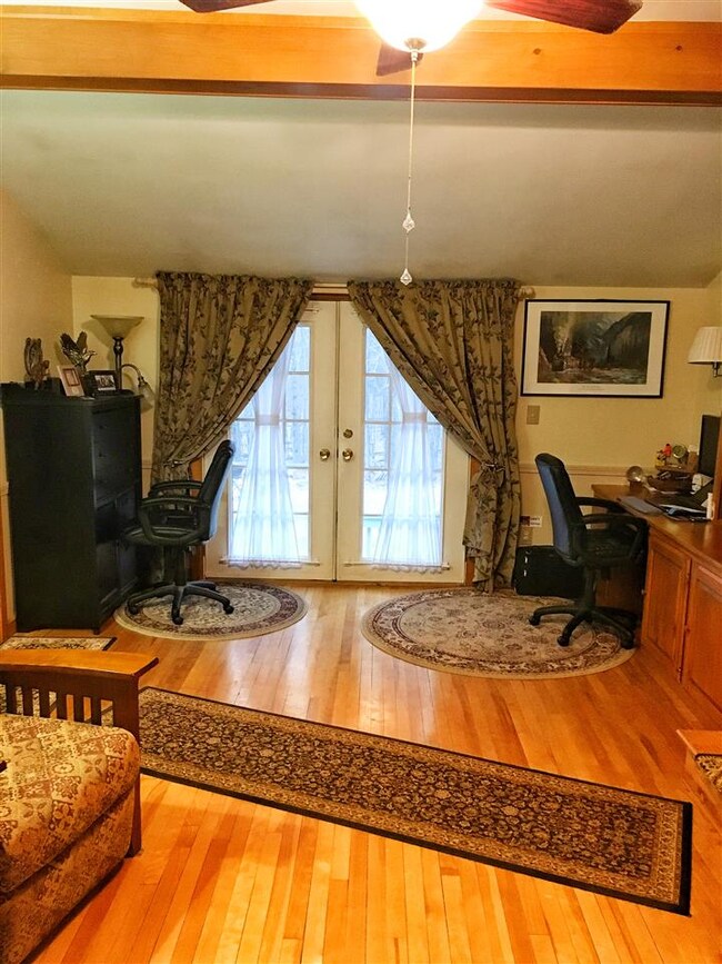 741 Robinson Rd, Pembroke, NH 03275 - photo 5