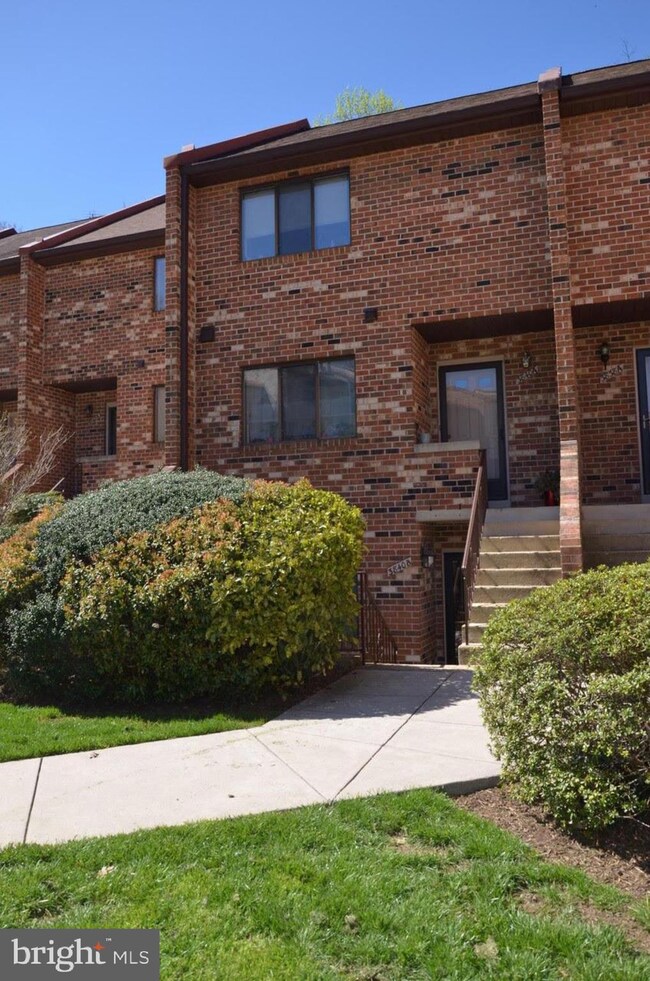 3840B Steppes Ct, Falls Church, VA 22041 - photo 2