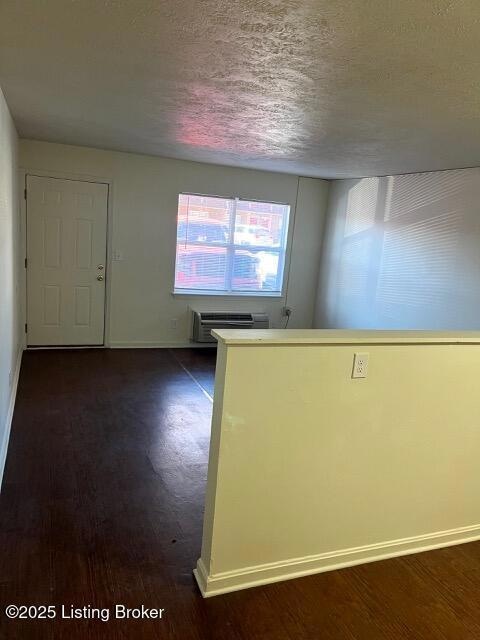 142 Woodmore Ave unit 2, Louisville, KY 40214 - photo 2