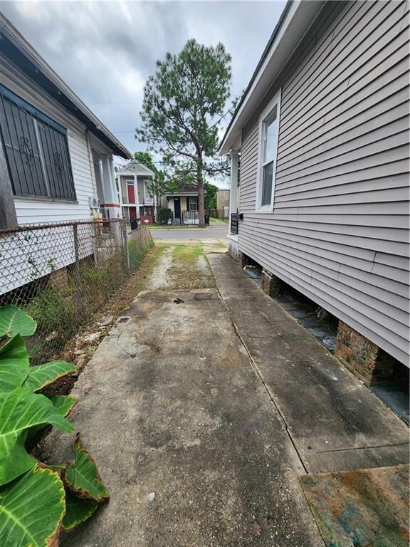    4631 Clara Driveway