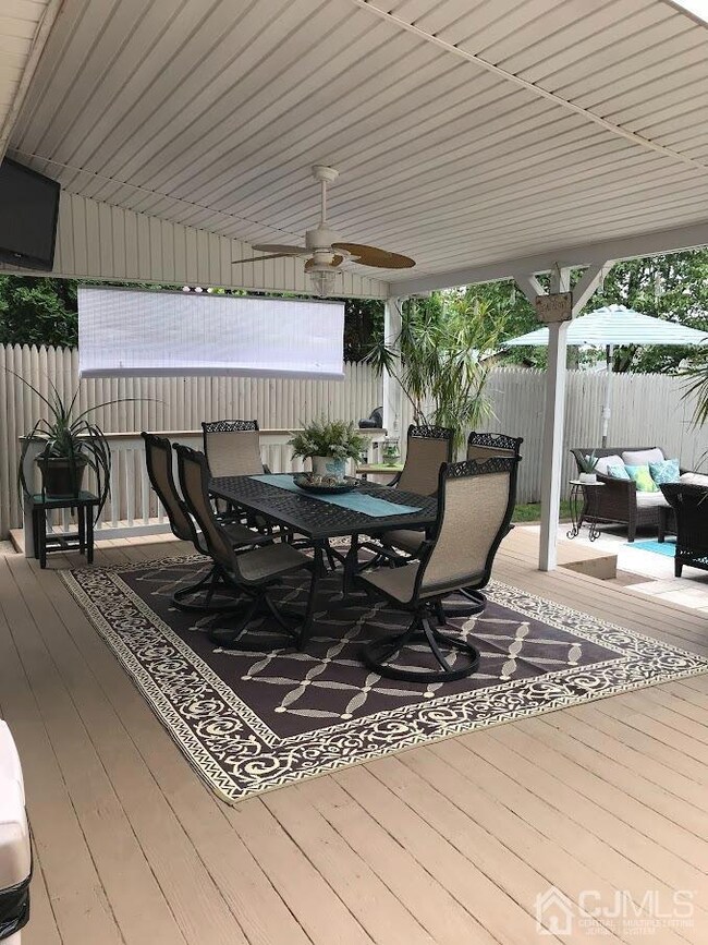 200 Cypress Dr, Colonia, NJ 07067 - photo 6