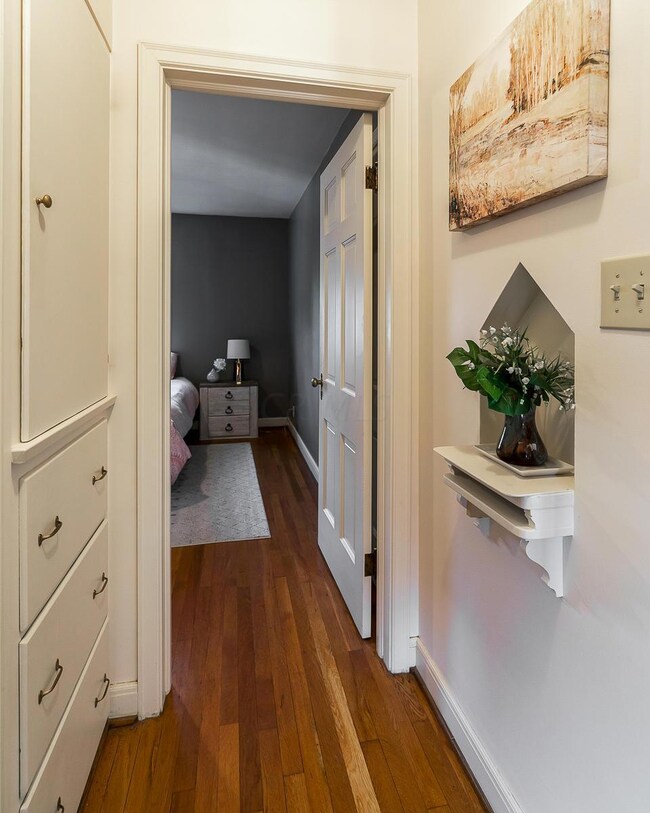 Arden bedroom hallway