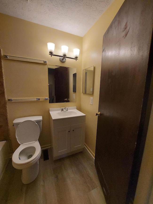 2450 Winding Hills Ct unit 2450, Columbus, OH 43224 - photo 5