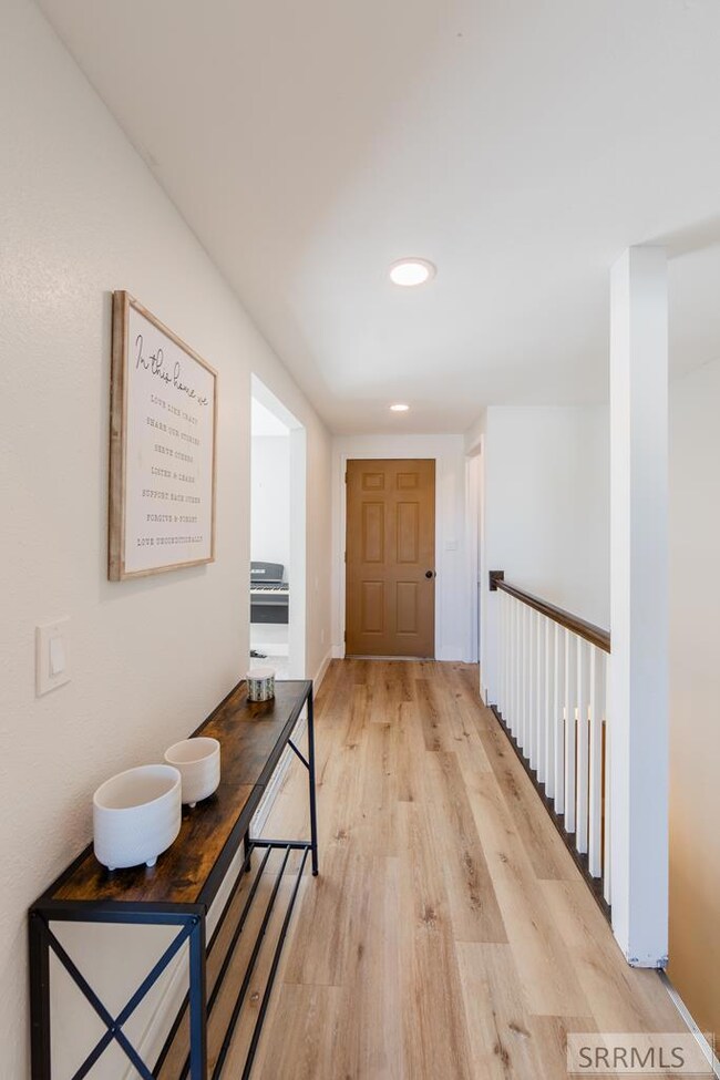 Entry Main Level