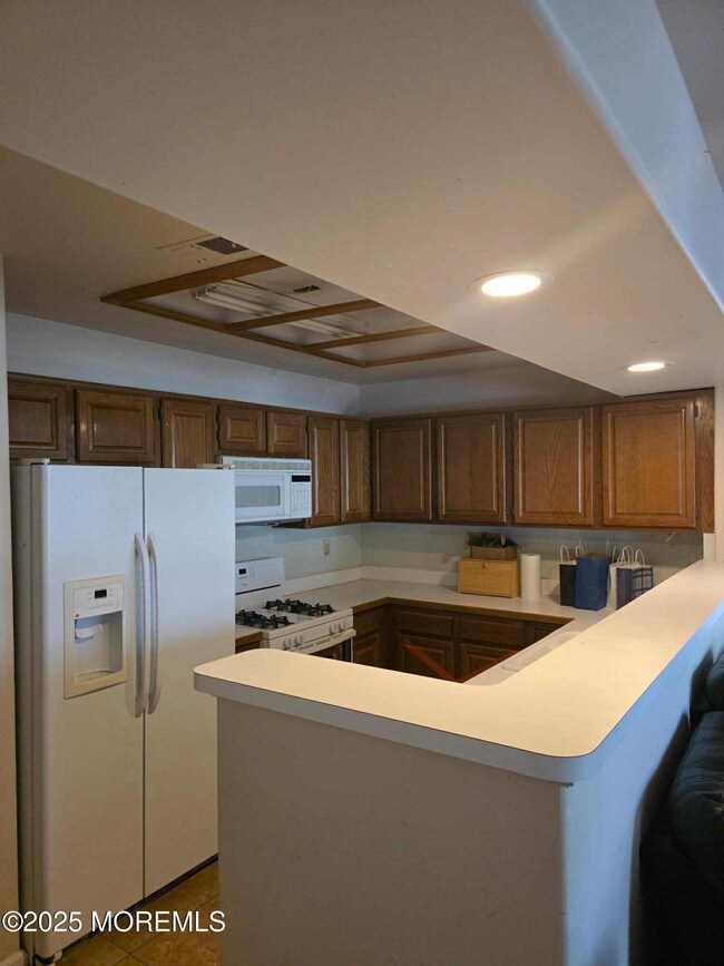 1111B Thornbury Ln unit 1111B, Manchester, NJ 08759 - photo 3