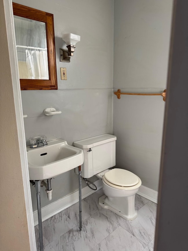 1305 Noeske St, Midland, MI 48640 - photo 6