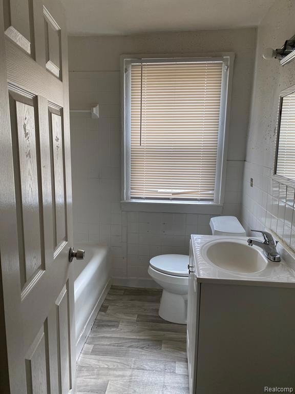 8248 Roselawn St, Detroit, MI 48204 - photo 7