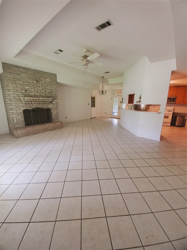 4318 Pine Meadow Dr, Richmond, TX 77469 - photo 6