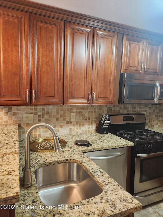 64 Macon Ave unit A, Staten Island, NY 10312 - photo 4