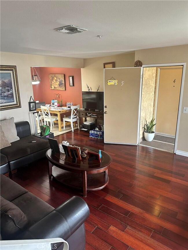 8615 Beverly Blvd unit 5, Pico Rivera, CA 90660 - photo 3
