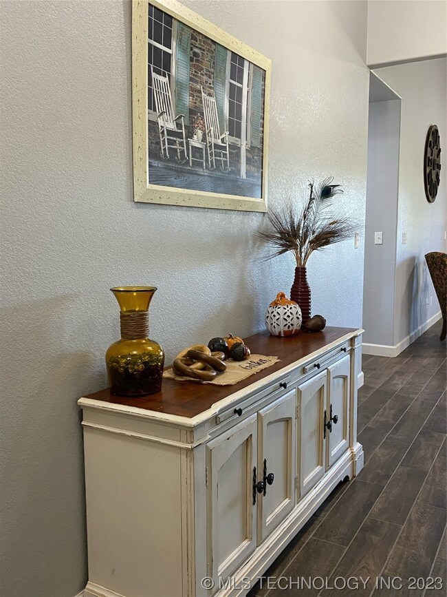 4225 W 4th St, Skiatook, OK 74070 - photo 7