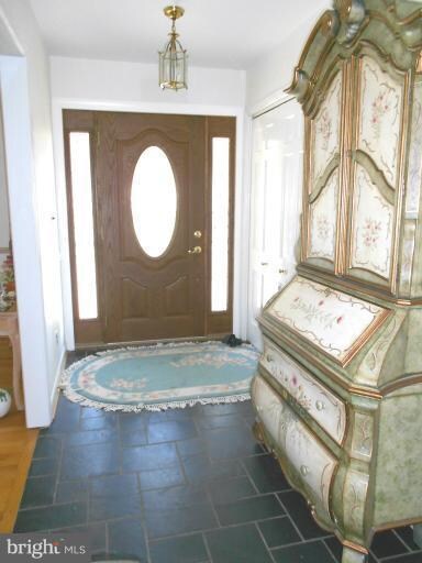 2 Club View Ln, Phoenix, MD 21131 - photo 2