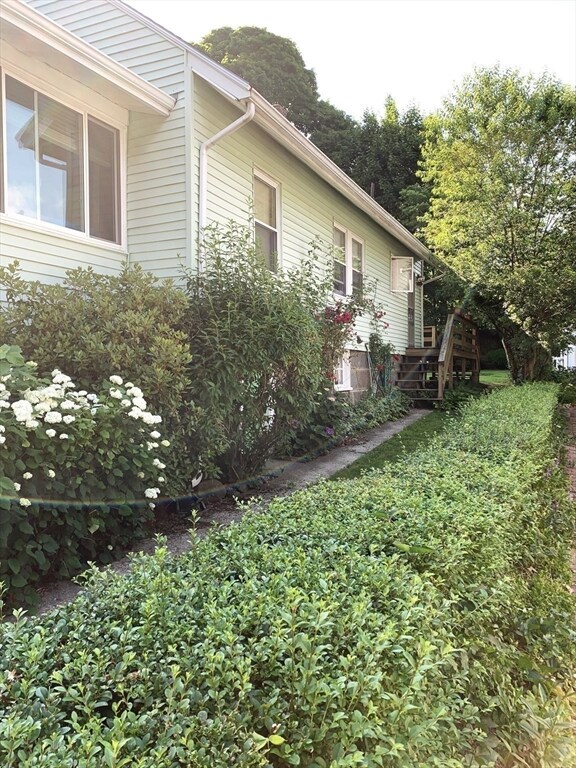 129 Hamilton Ave, Quincy, MA 02171 - photo 4