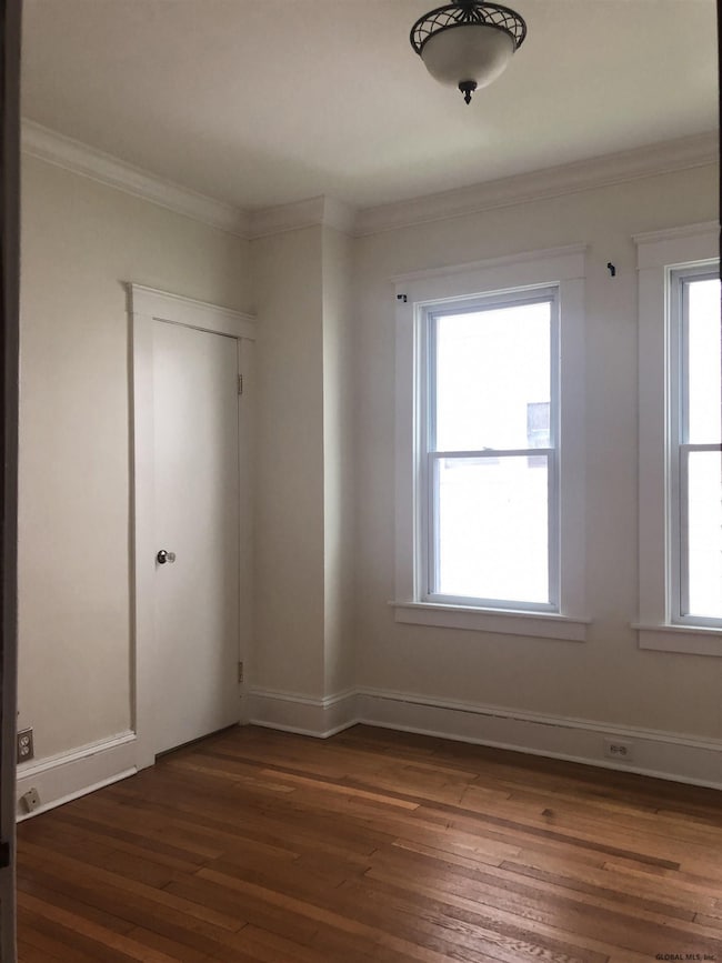 60 S Main Ave unit first floor, Albany, NY 12208 - photo 4