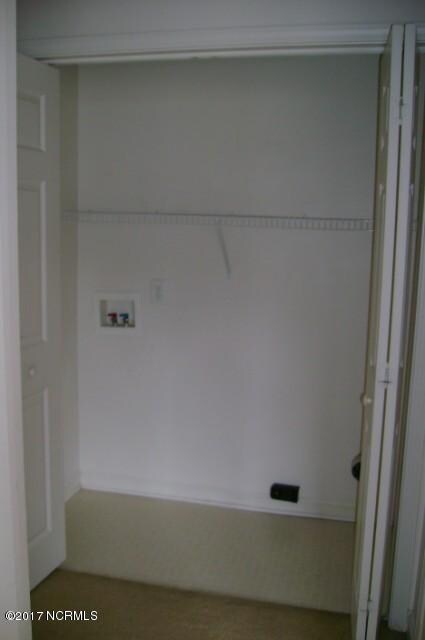 243 Lakewood Dr unit A, Jacksonville, NC 28546 - photo 3