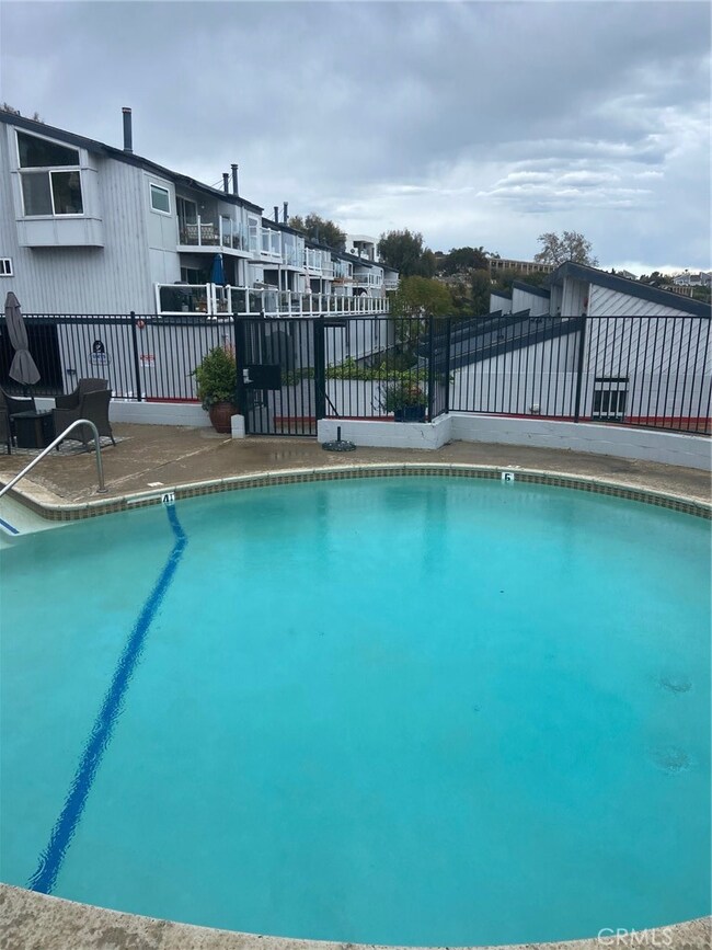 2399 Jefferson St unit 16, Carlsbad, CA 92008 - photo 2