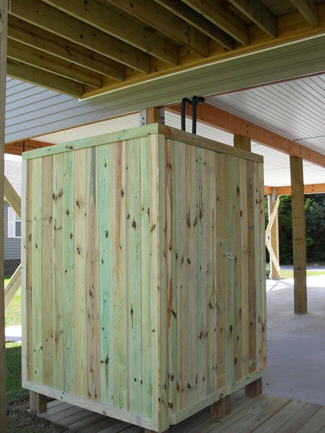 103 Barefoot Ln, Atlantic Beach, NC 28512 - photo 5