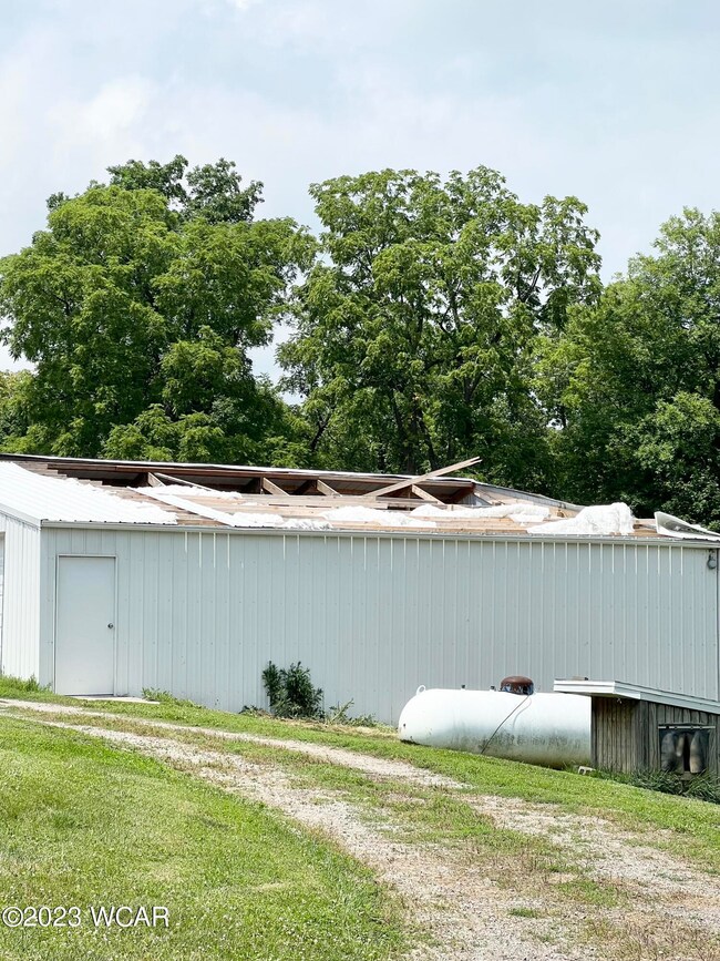 23213 Fairmount Rd, Waynesfield, OH 45896 - photo 5