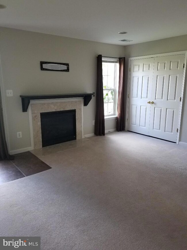 403 Hamilton Ct, Stephens City, VA 22655 - photo 2