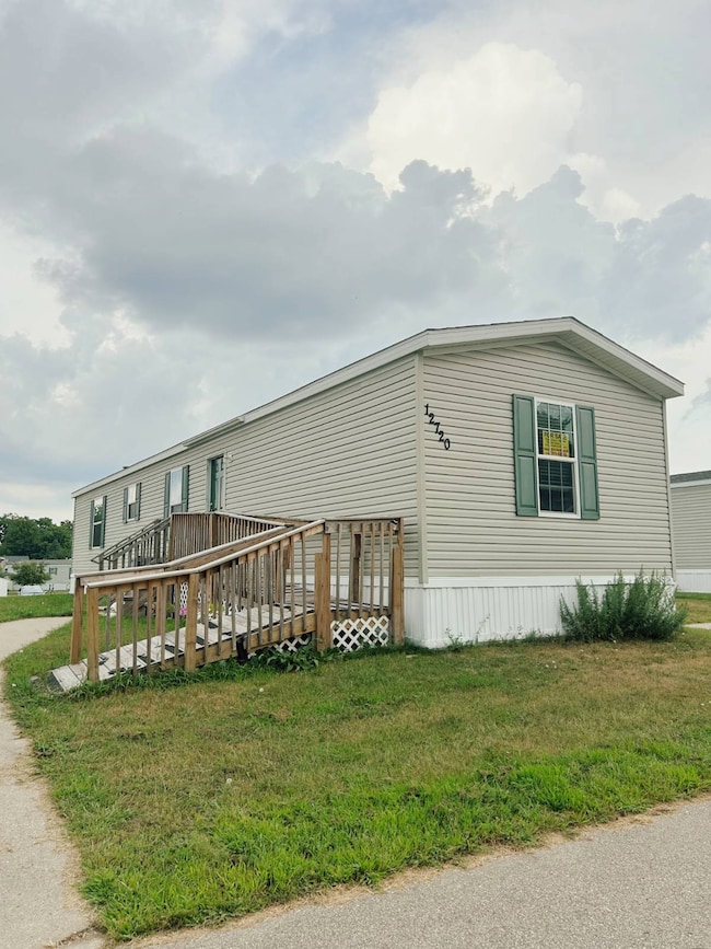 12720 S Grey Ct, Wayland, MI 49348 - photo 2