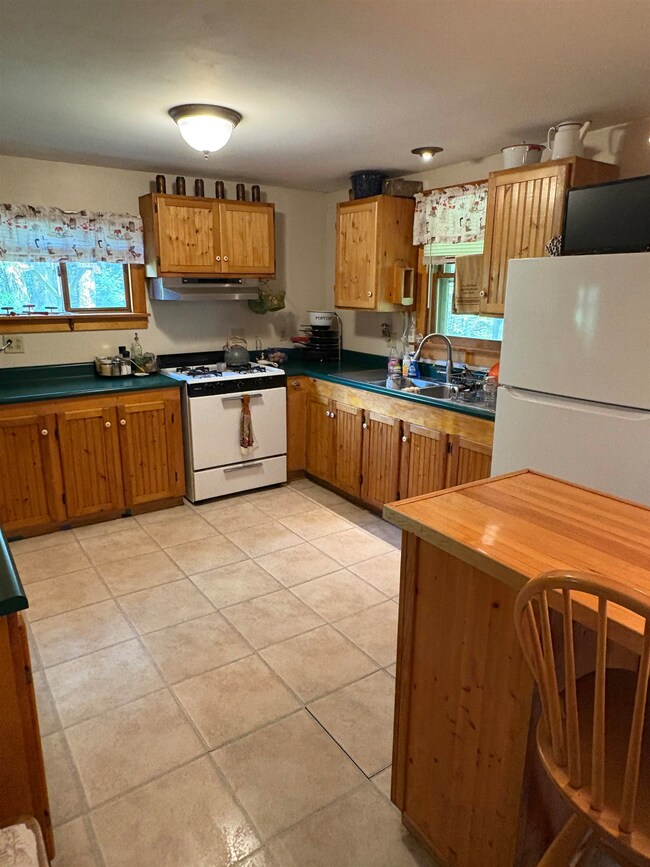 196 Lovers Ln, Northfield, VT 05663 - photo 5