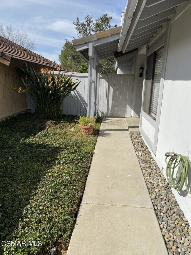 2383 Yew Dr, Newbury Park, CA 91320 - photo 2