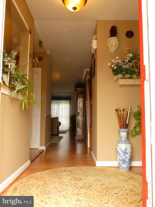 701 Saint Peters Ct, Edgewood, MD 21040 - photo 2