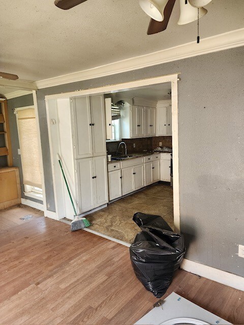 2007 Wavell St, Houston, TX 77088 - photo 5