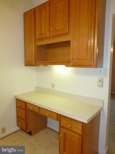 9308 Raintree Rd, Burke, VA 22015 - photo 6