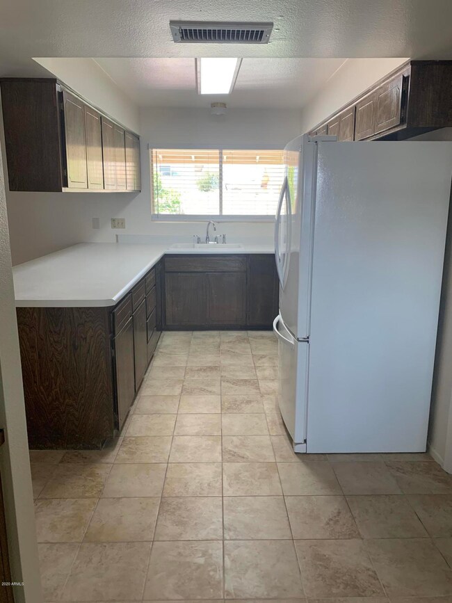 428 E Carter Dr, Tempe, AZ 85282 - photo 6