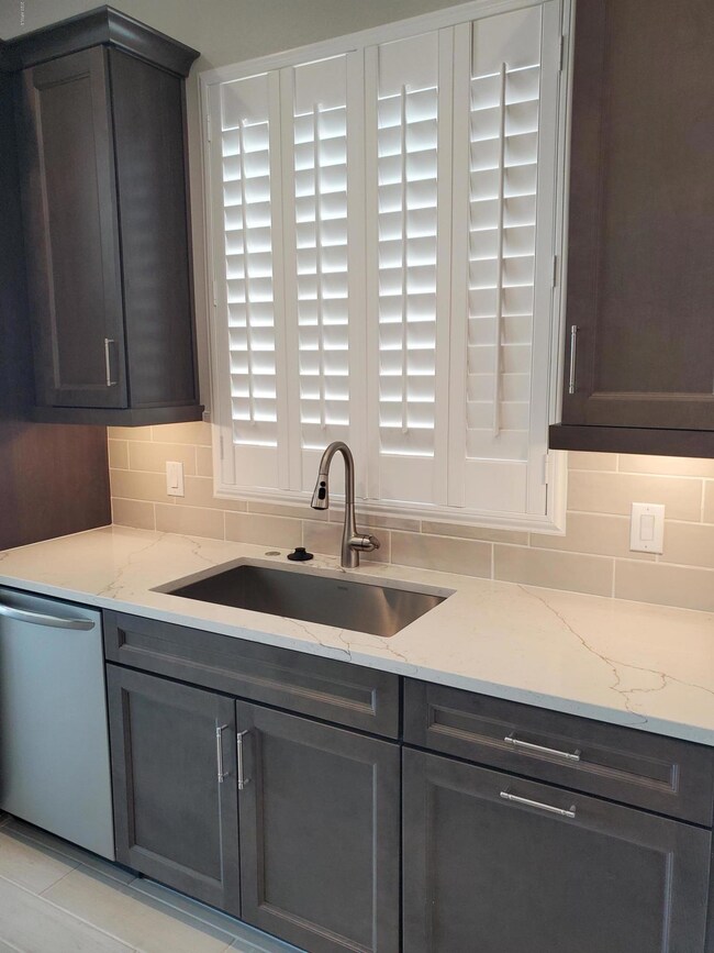 Lot 78 Kitchen3