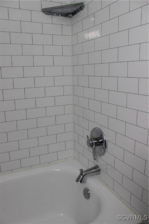 Full bath with bathtub / shower combination